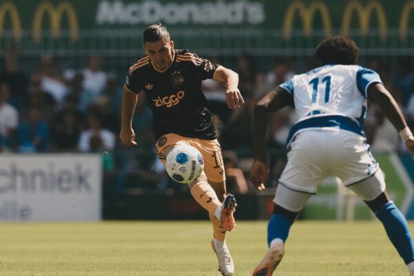 Ajax comenzó la Eredivisie con un triunfo ante PEC Zwolle