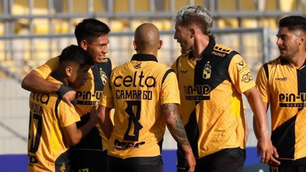 Coquimbo Unido visita a Platense con la ilusión de seguir haciendo historia en la Libertadores