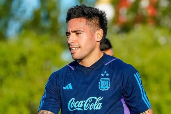 River Plate confirma el fichaje de Francisco Ortega tras acuerdo con Olympiacos
