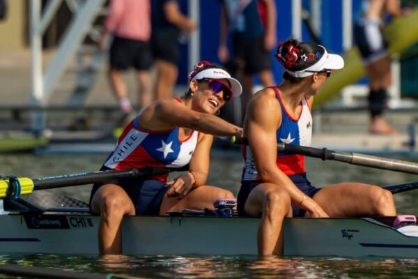 Hermanas Abraham cerraron entre las seis mejores del mundo en histórica final del Mundial de Remo