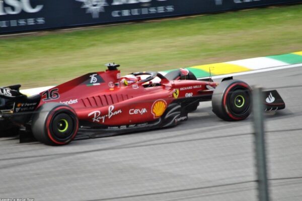 Verstappen en Silverstone: ¿piloto o máquina?