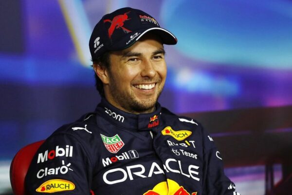 ¿Checo Pérez a Williams? El mexicano aparece como opción ante las dudas sobre Sainz
