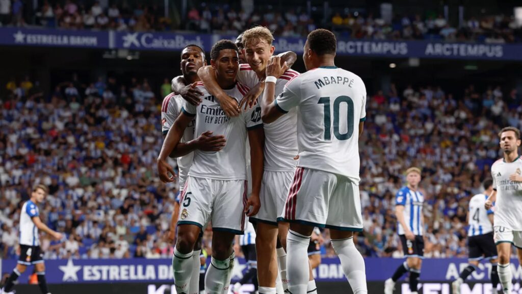 Real Madrid debuta con triunfo agónico en el regreso de Mourinho