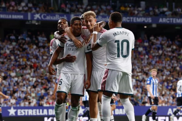 Real Madrid debuta con triunfo agónico en el regreso de Mourinho