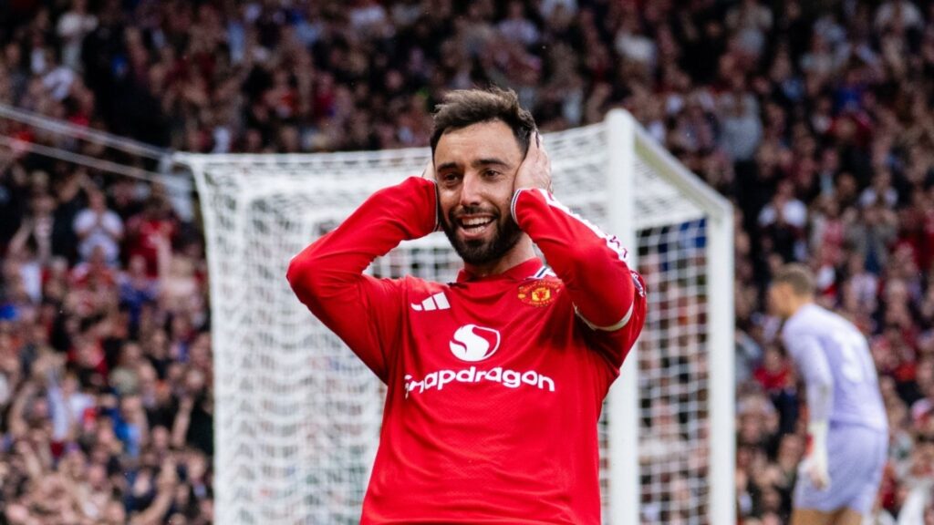 Dura caída para Marcelino Núñez: Ipswich fue goleado por Manchester United en Old Trafford