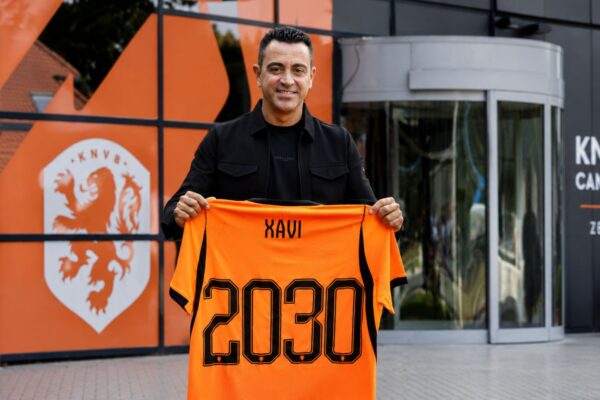 Xavi toma el mando de Países Bajos: “Soy un ganador y estoy aquí para competir”