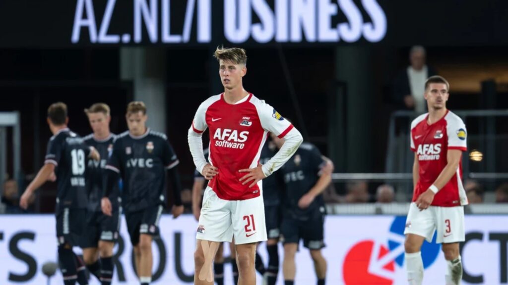 AZ dejó escapar la victoria y empató ante Willem II en Alkmaar