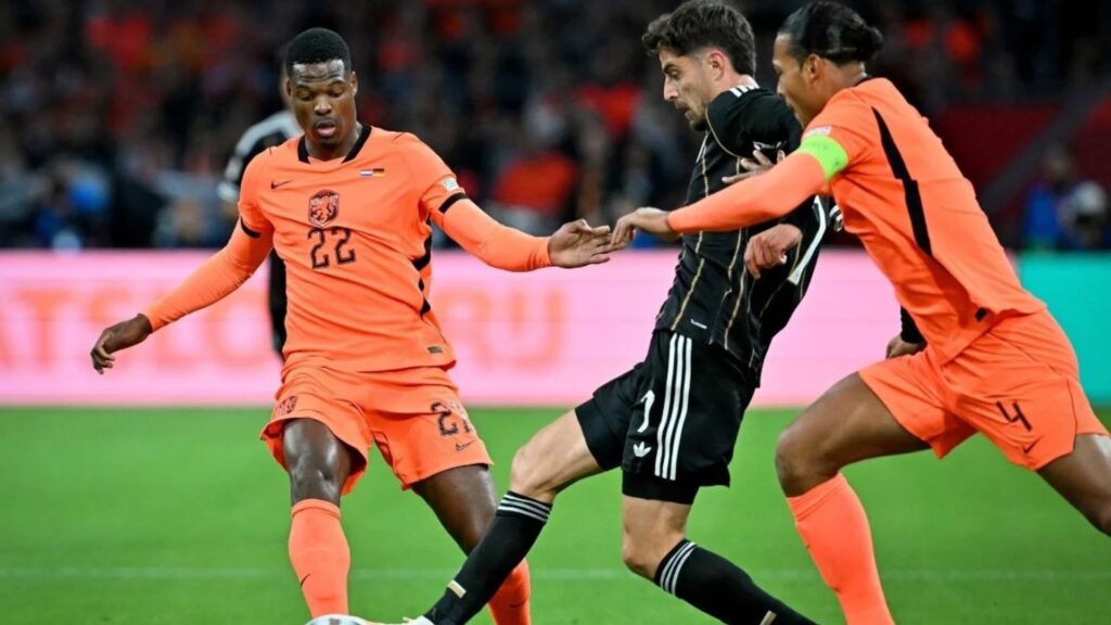 Países Bajos rescató un empate ante Alemania en el debut de Xavi Hernández y Jürgen Klopp