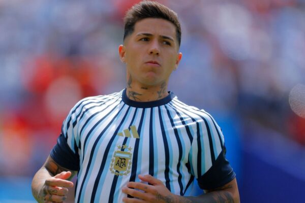 Bombazo en Inglaterra: Enzo Fernández deja el Chelsea y será nuevo jugador del Manchester City