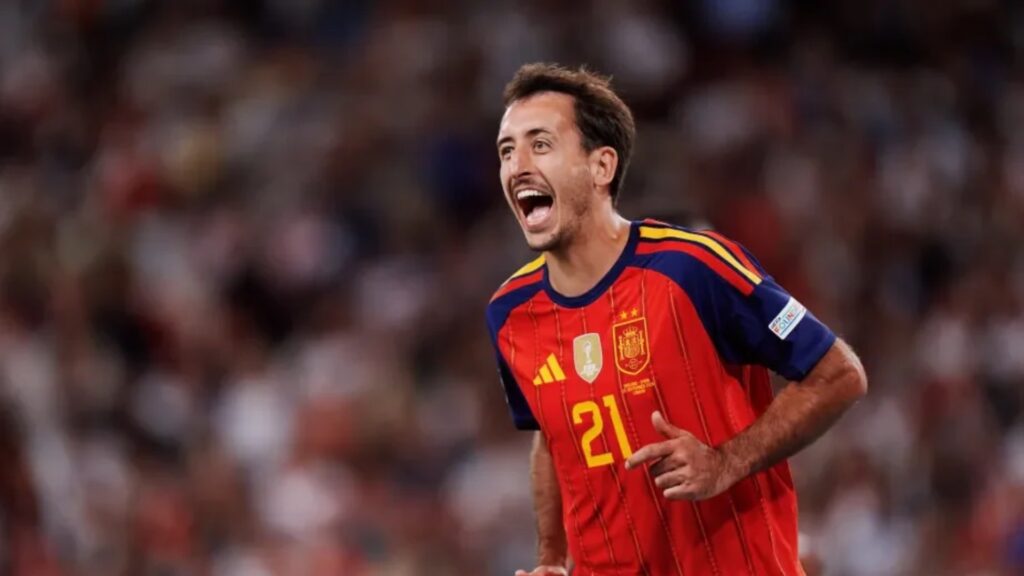 España remontó ante Inglaterra y conquistó Wembley con un gol de Oyarzabal