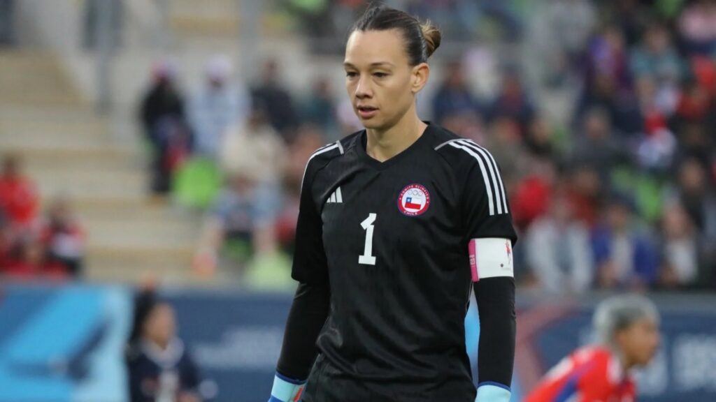 Christiane Endler, las manos que conquistaron el mundo