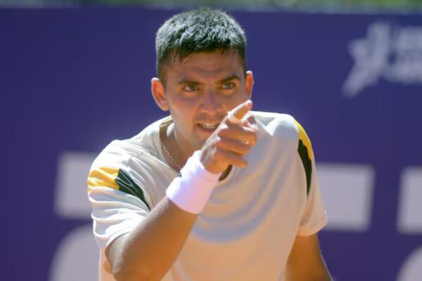 Tomás Barrios sigue firme en Curitiba y avanzó a cuartos de final