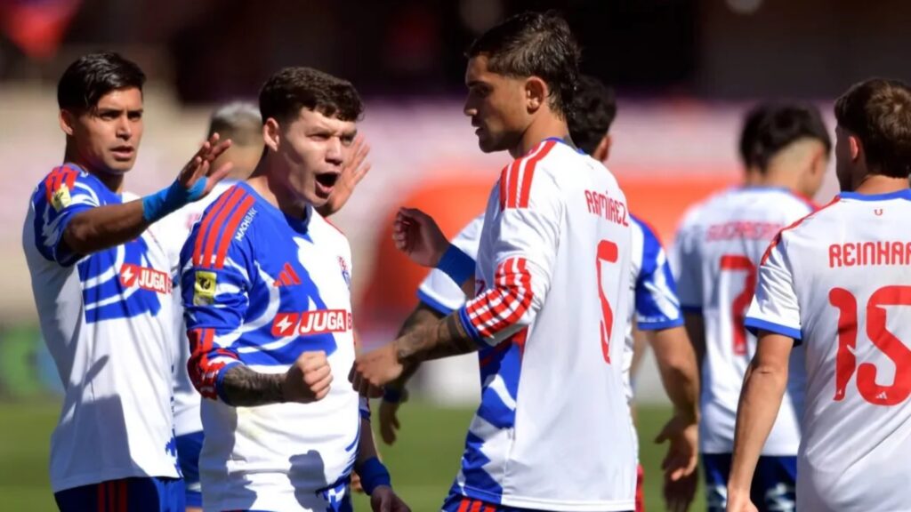Universidad de Chile goleó a La Serena y sigue firme en la lucha por el Chile 2