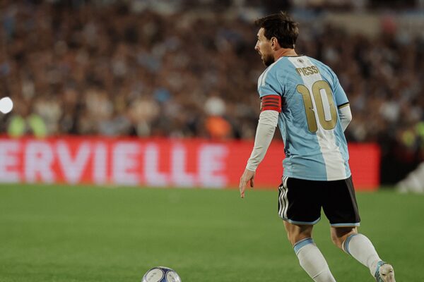 Argentina goleó a Benín en la última noche de Lionel Messi con la Albiceleste