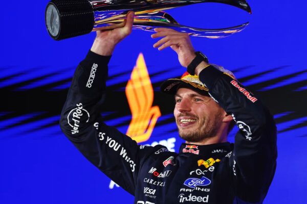 Max Verstappen conquista Singapur y consigue su segunda victoria consecutiva en la Fórmula 1