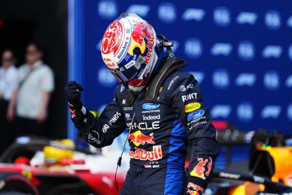 Verstappen renace en Sepang y consigue la pole para el Gran Premio de Bahréin