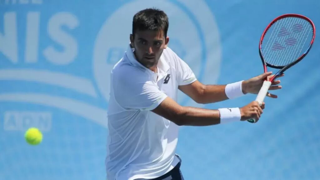 Tomás Barrios debutó con triunfo y avanzó en el Challenger de Antofagasta