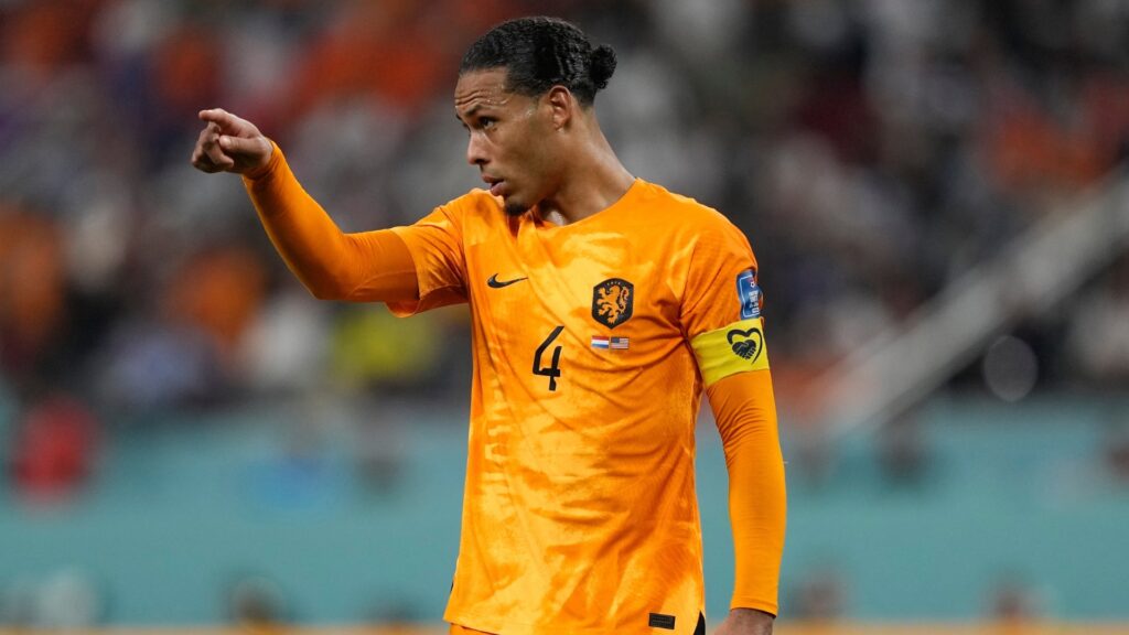 Van Dijk golpea la mesa tras el empate de Países Bajos ante Grecia: “Fue inaceptable”